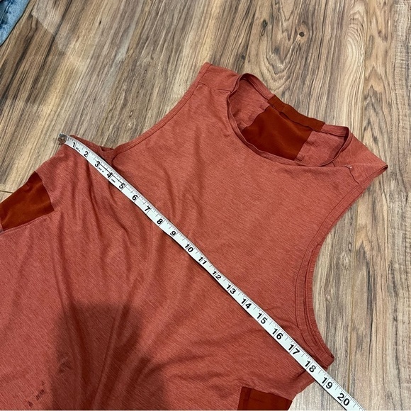 Lululemon Fast and Free Tank Top - Picture 7 of 7